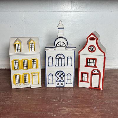 LOT 293: Vintage Mancer Canisters, Made in Italy