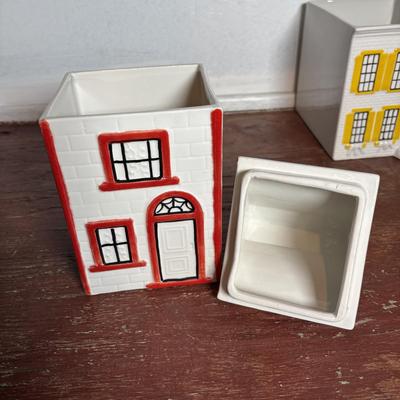 LOT 293: Vintage Mancer Canisters, Made in Italy