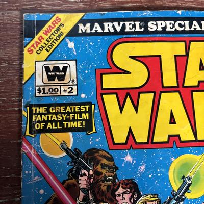 LOT 296: Vintage R2-D2 Cookies Jar (1977), Twentieth Century Fox Film Corporation, Marvel Special Edition Star Wars Comic Book, 1979 Star...