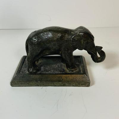 LOT 305: Collection of Elephant Figurines and More