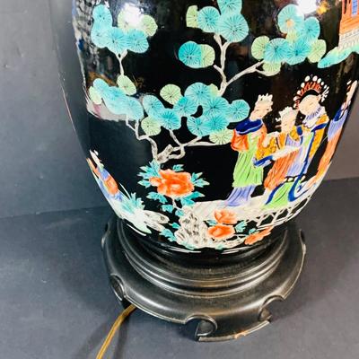 LOT 336: Asian Inspired Porcelain Table Lamp