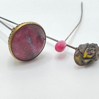 LOT 340: Colorful Vintage / Antique Hat Pins