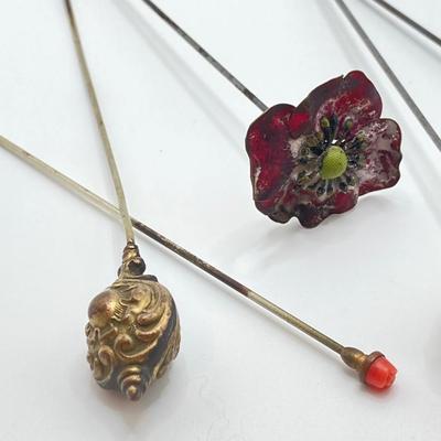 LOT 340: Colorful Vintage / Antique Hat Pins