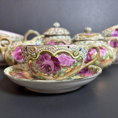 LOT 362: Unmarked Moriage China Tea Set