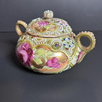 LOT 362: Unmarked Moriage China Tea Set