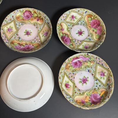 LOT 362: Unmarked Moriage China Tea Set