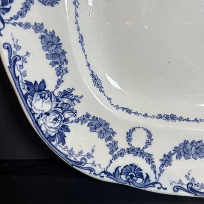 LOT 363: Wedgewood Grosvenor Blue Swag Pattern Platter and Delft Blue Decanter/Jug Set, Tea Caddy & Ashtray
