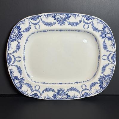 LOT 363: Wedgewood Grosvenor Blue Swag Pattern Platter and Delft Blue Decanter/Jug Set, Tea Caddy & Ashtray
