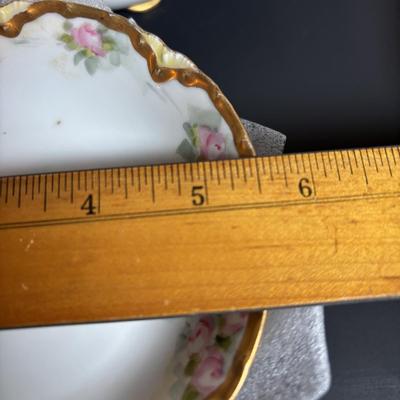 LOT 364: Vintage Haviland France Porcelain China Collection