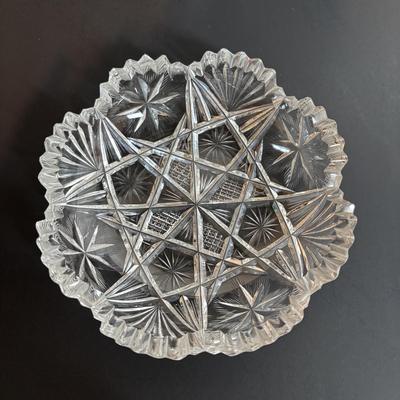 LOT 378: Vintage Cut Crystall Collection including a Waterford Glass