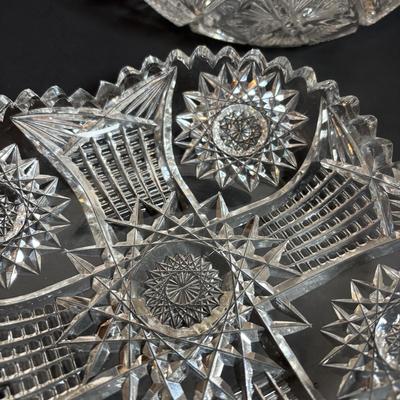 LOT 378: Vintage Cut Crystall Collection including a Waterford Glass