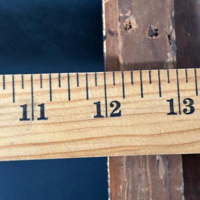 LOT 379: Pair of Vintage/Antique Wooden Picture Frames
