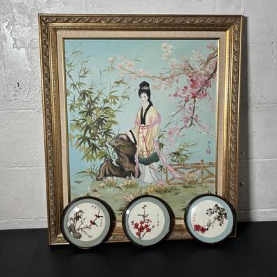 LOT 382: Home Decor Geisha Girl Print on Canvas & Set of 3 Round Japanese 3D Art Shadow Boxes