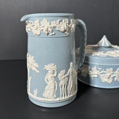 LOT 383: Vintage Wedgewood Queen's Ware Collection & Jasperware Creamer