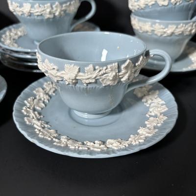 LOT 384: Vintage Wedgewood Queen's Ware Embossed China Collection