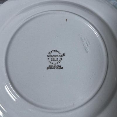 LOT 384: Vintage Wedgewood Queen's Ware Embossed China Collection