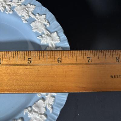 LOT 384: Vintage Wedgewood Queen's Ware Embossed China Collection