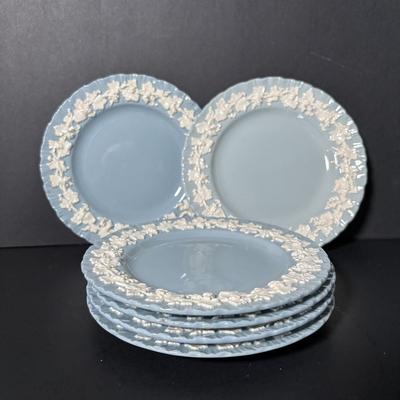 LOT 384: Vintage Wedgewood Queen's Ware Embossed China Collection