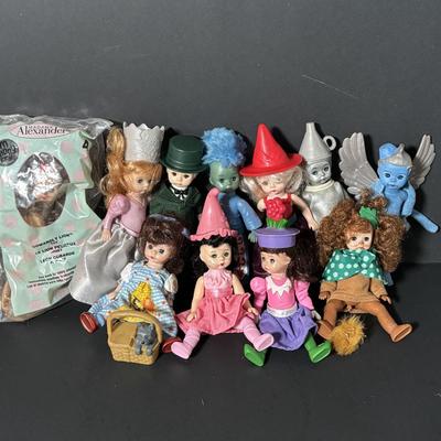 LOT 385: McDonald's Happy Meal Toy: Wizard of Oz Madame Alexander Dolls