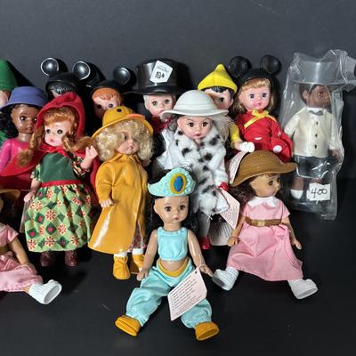 LOT 390: McDonalds Happy Meals Toys: Madame Alexanderia Dolls