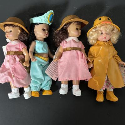 LOT 390: McDonalds Happy Meals Toys: Madame Alexanderia Dolls