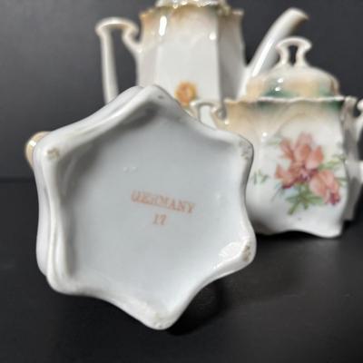 LOT 391: Time for a Tea Party: Limoges, Germany, Austria, Unmarked