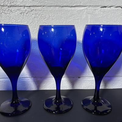 LOT 392: Cobalt Blue Wine/Water Goblets & More