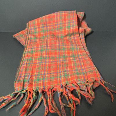 LOT 394: Lochcarron Made in Scotland Munro Scarf, Claddagh Tankard/Mug, Single Edge Knife w/Antler Handle & More