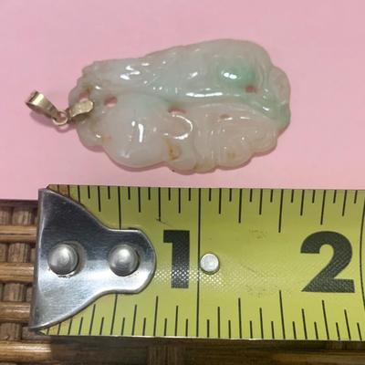 Jade Pendant w/ 14k Yellow Gold Clasp