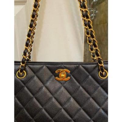 Authentic Chanel caviar leather shoulderbsg