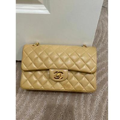 Chanel classic double flap