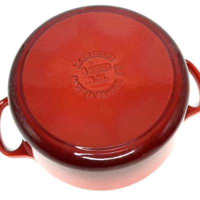 Le Creuset 3-1/2 Quart Pot With Lid