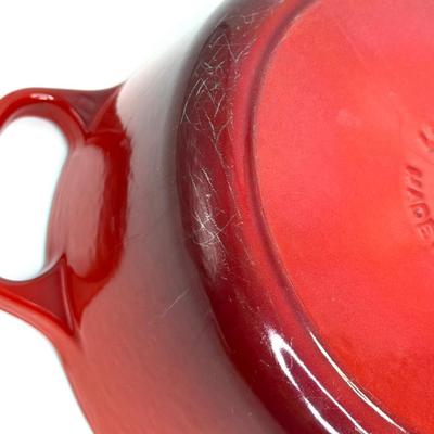 Le Creuset 3-1/2 Quart Pot With Lid