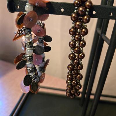 Lot of 2 bracelets