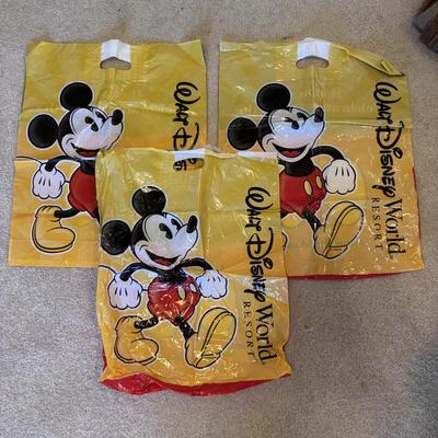 Disney Collector’s Items (SR-DZ)