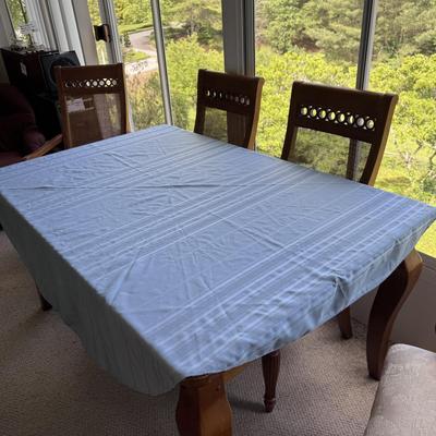 Several Table Linens, Napkins, Placemats, and More (SR-DZ)