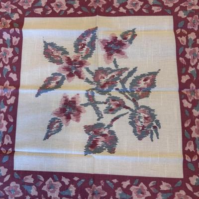 Several Table Linens, Napkins, Placemats, and More (SR-DZ)