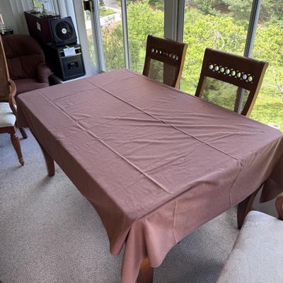 Several Table Linens, Napkins, Placemats, and More (SR-DZ)