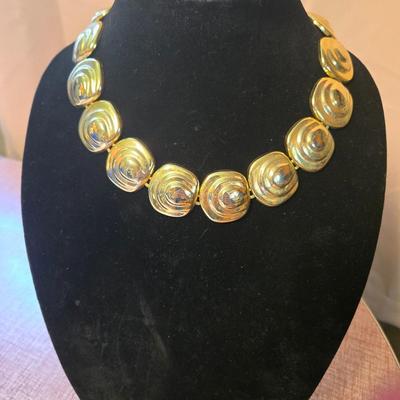 Sale Photo Thumbnail #38: Lot of 2 necklaces includes
Gold round disk necklace
BHS pearl drop necklace