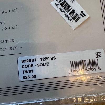 NIB Twin Sheets and Skirts by Martha Stewart and More… (PB-DZ)