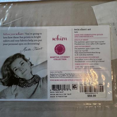NIB Twin Sheets and Skirts by Martha Stewart and More… (PB-DZ)