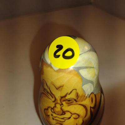 Russian Nesting Dolls (#20)