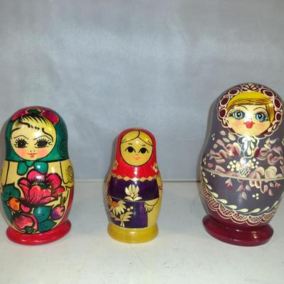 Assorted Russian Nesting Dolls (#27)