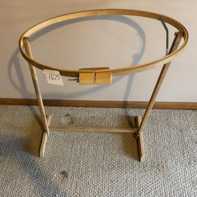 Wooden Oval Quilting Hoop with Stand