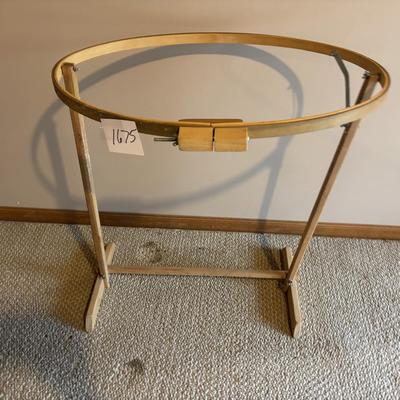 Wooden Oval Quilting Hoop with Stand