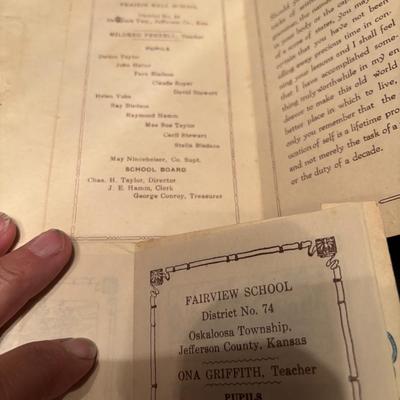 Vintage Country School Class Souvenir