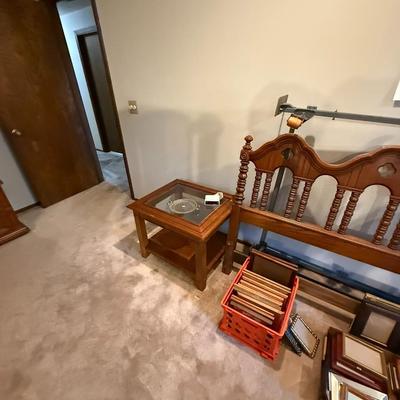 King size bedroom set, frames
