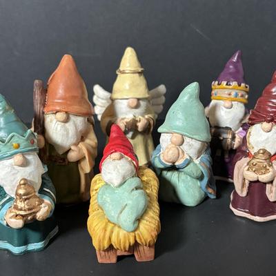 LOT 405: It's All About the Gnomes: Book, Christmas Yard Signs, Unieboek B.V. 1979 & More