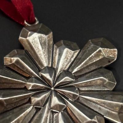 LOT 407: Gorham Snowflake Ornament