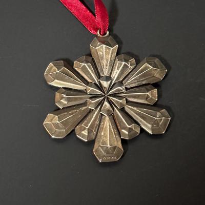 LOT 407: Gorham Snowflake Ornament